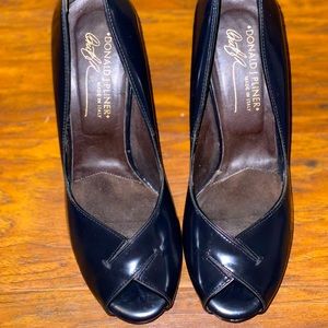 Donald Pliner black open toe heels 7.5